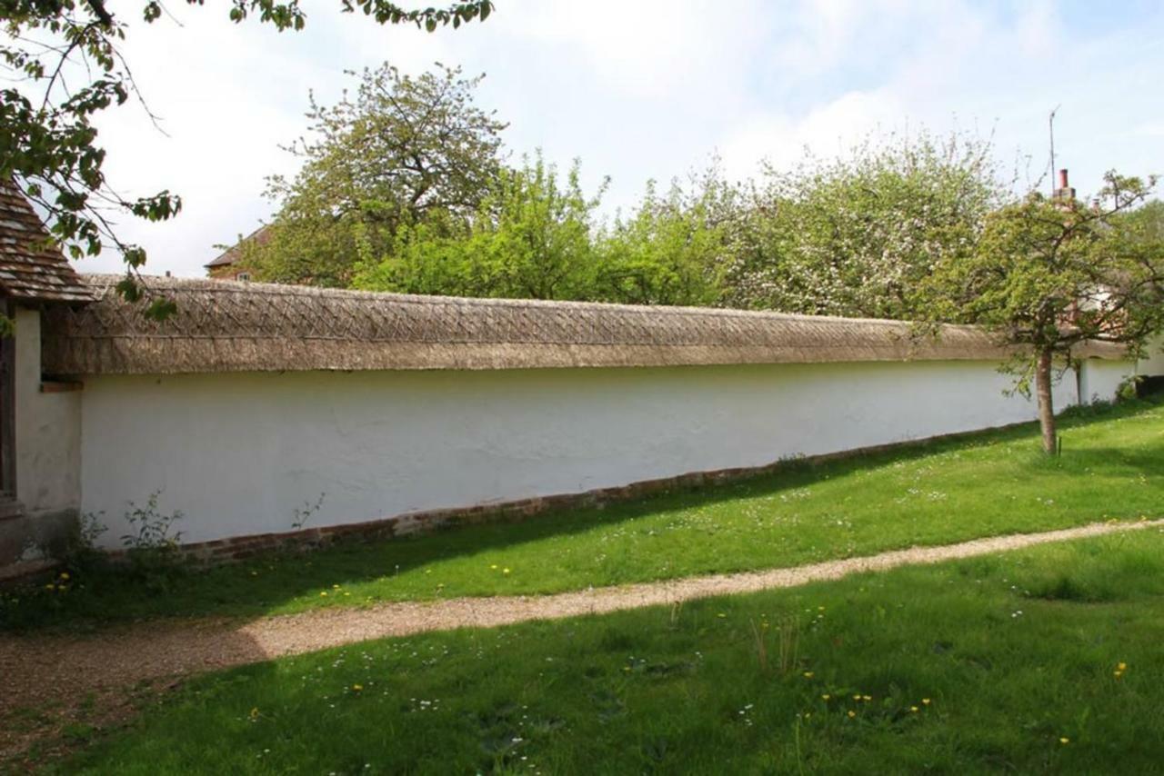 Stunning 3 Bedroom 3 Bath Self Catering Cottage Nr Stonehenge, Longleat, Avebury And Bath - Great Local Village Pub Pewsey Екстериор снимка