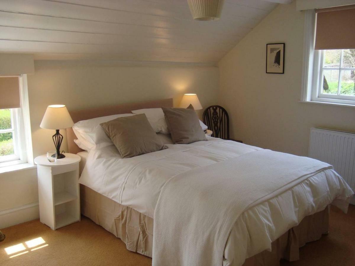 Stunning 3 Bedroom 3 Bath Self Catering Cottage Nr Stonehenge, Longleat, Avebury And Bath - Great Local Village Pub Pewsey Екстериор снимка
